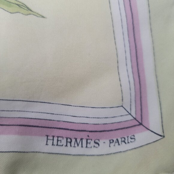 Hermes scarf 100% silk "Quai aux Fleurs" first edition 1952 vintage France rare - Picture 4 of 9